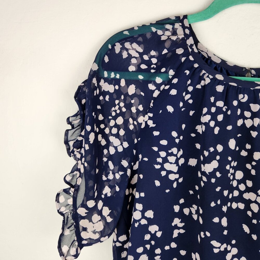 Madewell Ruffle Sleeve Blouse Top in Drifting Petals Paintbrush Dot Navy sz M - Picture 5 of 12